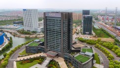 《春天的漕湖 13》
