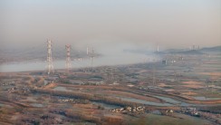 跨江的钢铁巨人