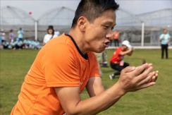 农民运动会之运泥鳅