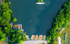浮舟飞渡